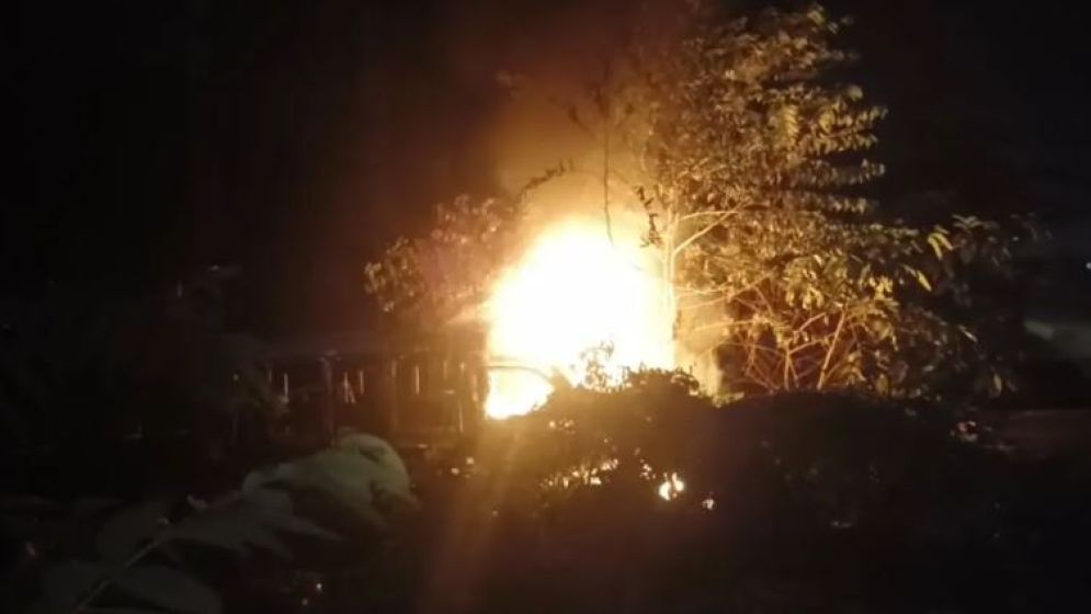 কেরানীগঞ্জে থানায় আগুন