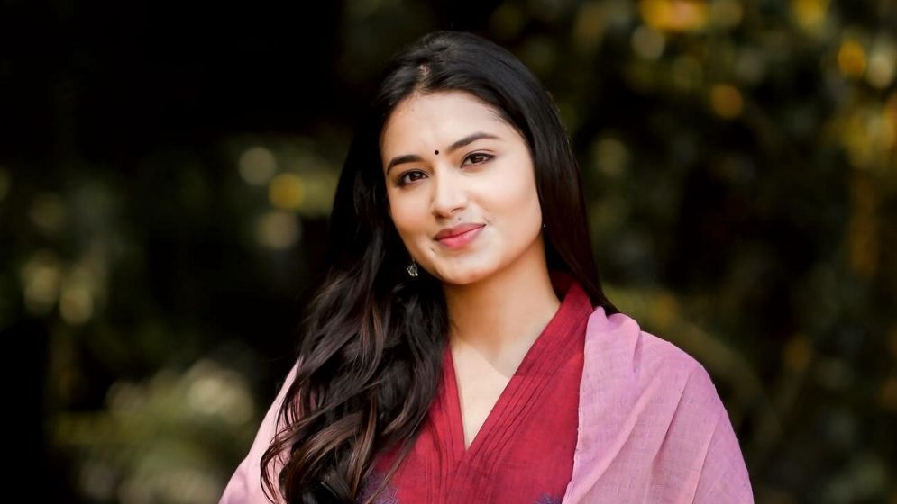 শিল্পীদের নিরাপত্তা চাইলেন অভিনেত্রী ফারিণ