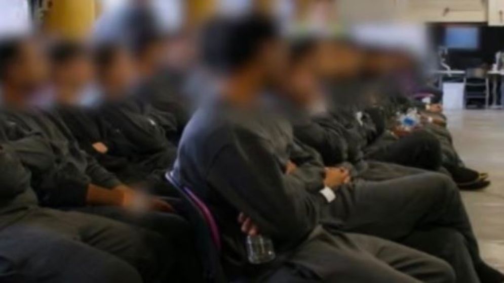 আশ্রয়প্রার্থীর গয়না জব্দের পরিকল্পনায় যুক্তরাজ্যে তীব্র সমালোচনা