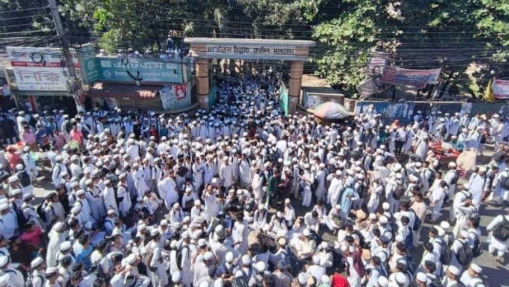 হঠাৎ তা’মীরুল মিল্লাত মাদরাসার টঙ্গী শাখা বন্ধ ঘোষণা