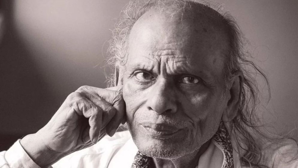 গ্রামীণফোনের বিরুদ্ধে শাহ আবদুল করিমের ছেলের মামলা, ২০ কোটি ক্ষতি