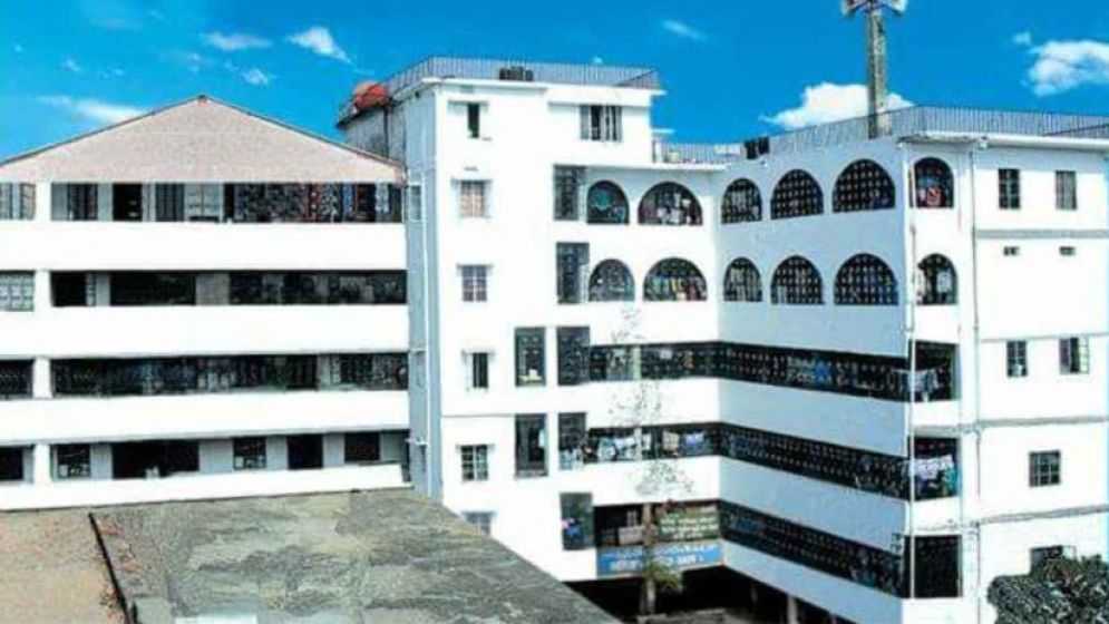 ভবনে ফাটল, ঐতিহ্যবাহী মালিবাগ মাদরাসা বন্ধ ঘোষণা