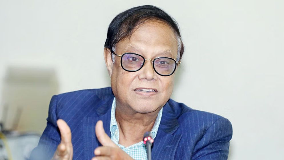 আগামী জুলাই থেকে সব প্রতিষ্ঠানে ক্যাশলেস লেনদেন: গভর্নর