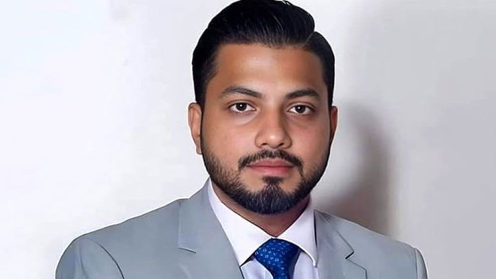 তিতাসের দরজায় বিএনপি নেতা ইশরাক