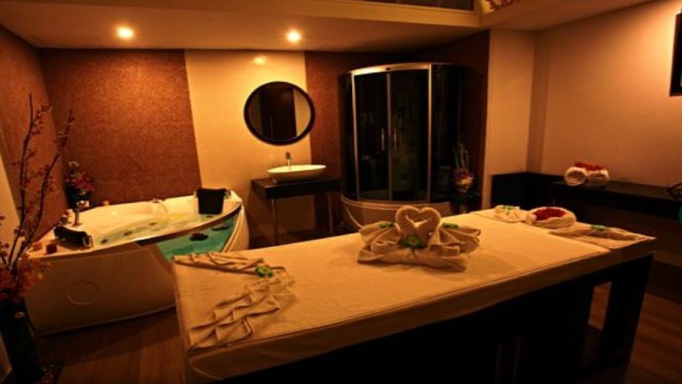 ঢাকায় ১২ রেস্টুরেন্টসহ স্পা সিলগালা, ঘটনা কী