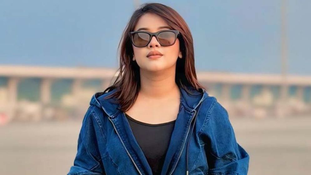 ভাইরাল ভিডিও নিয়ে মুখ খুললেন ঐশী, বললেন ‘ওই নারী আমি নই’