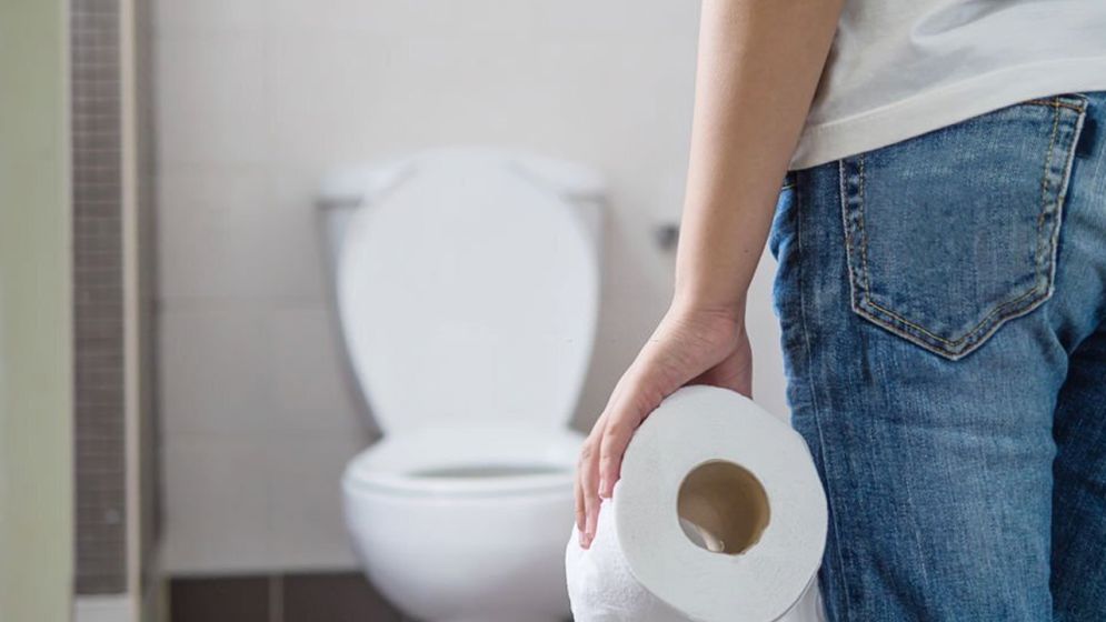 দাঁড়িয়ে প্রস্রাব করার বিধান কী?