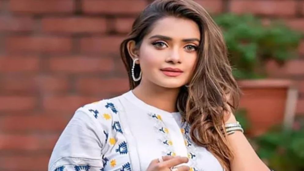 তিশা ভারতীয় অ্যাম্বাসিতে গিয়ে পাসপোর্ট জমা দেননি, চলে যান আমেরিকা