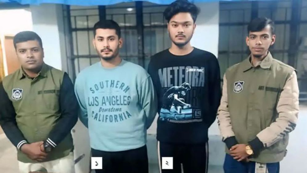 প্রেমের সম্পর্ক করে নগ্ন ভিডিও ধারণ, অতঃপর...