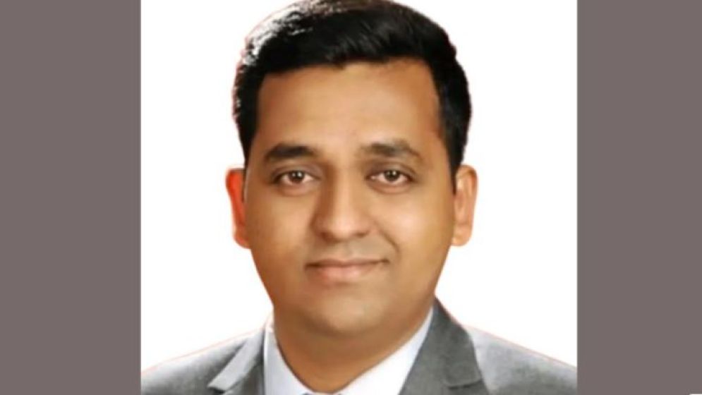 দুপুরে ‘বঙ্গকন্যা’ গানে নৃত্যানুষ্ঠান, সন্ধ্যায় বদলি ইউএনও