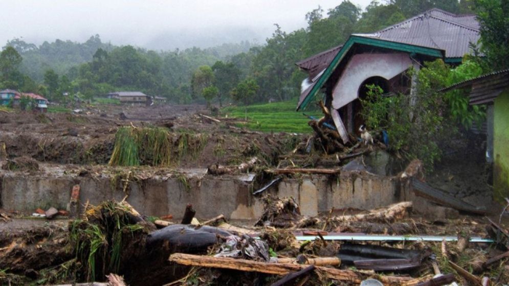 প্রশান্ত মহাসাগরের তাহিতি দ্বীপে ‘ভয়াবহ ভূমিধস’, নিহত ৭
