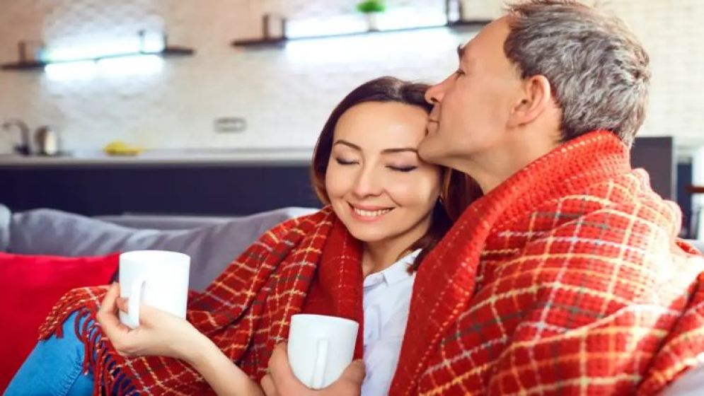 স্বামী-স্ত্রীর মধ্যে বয়সের পার্থক্য ঠিক কত হওয়া উচিত?