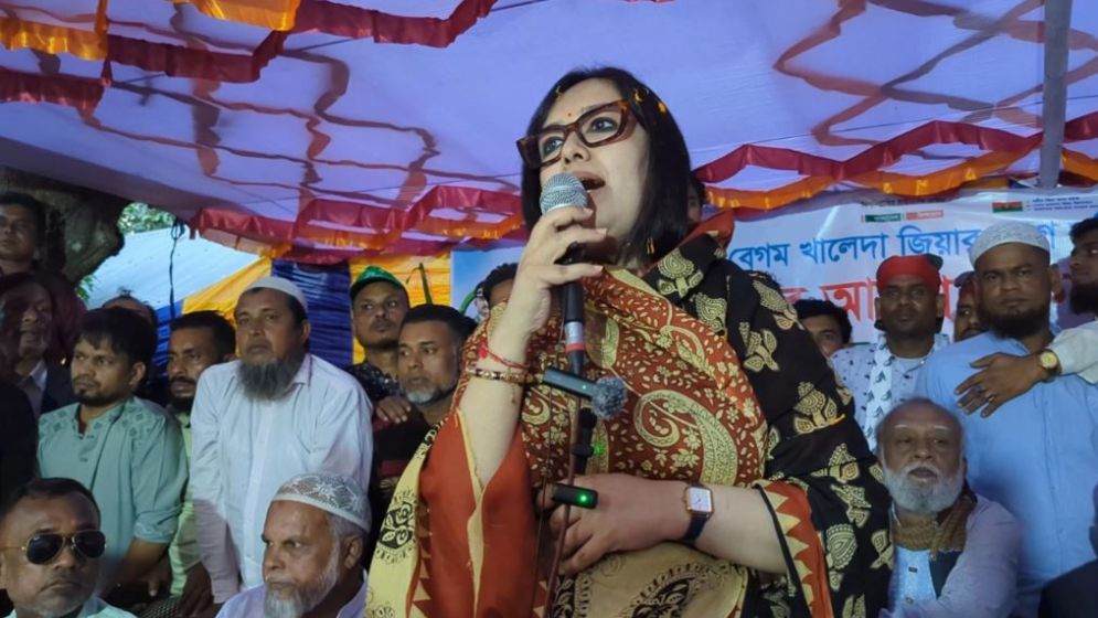 খালেদা জিয়াকে কারাগারে বিষ প্রয়োগ করা হয়েছে কি না, প্রশ্ন রুমিনের