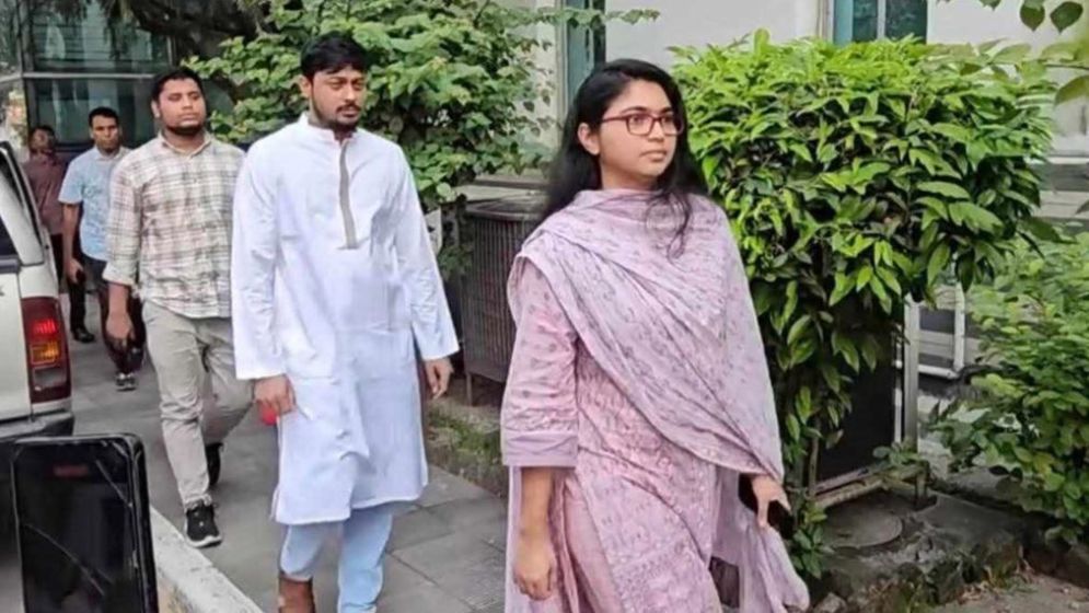 হাসপাতালে খালেদা জিয়াকে দেখতে গেলেন এনসিপির ৩ নেতা