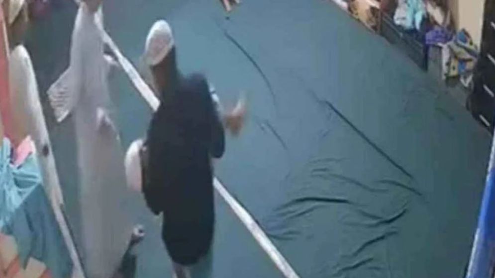 তাহাজ্জুদ নামাজ পড়ার সময় শিশু শিক্ষার্থীর মৃত্যু, ভিডিও ভাইরাল