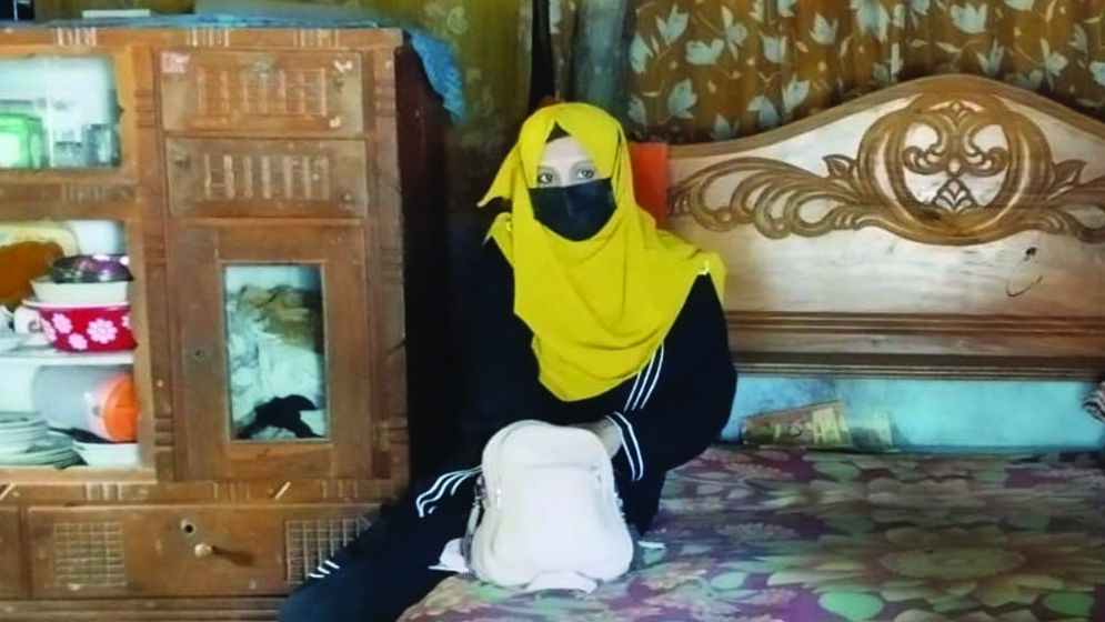 দুই সন্তান রেখে স্বামীকে তালাক দিয়ে কুয়েতে প্রেমিককে বিয়ে, অতঃপর…