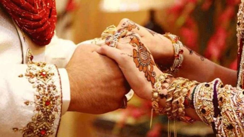 স্বামী-স্ত্রীর ভালোবাসা বৃদ্ধি পায় যে দোয়ায়