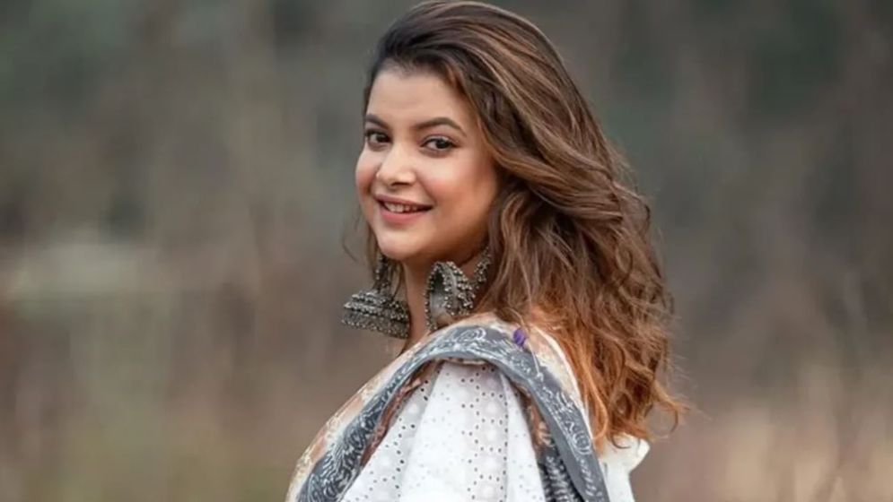 মসজিদে বিয়ের ব্যাপারটা গোপন রাখতে চেয়েছিলেন ফারিয়া