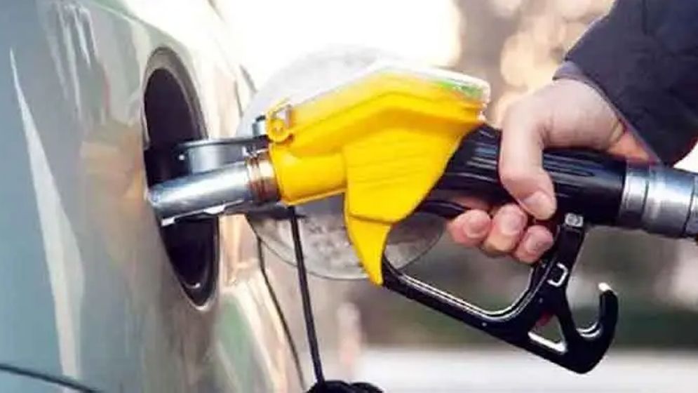 বাড়লো সব ধরনের জ্বালানি তেলের দাম, আজ থেকে কার্যকর