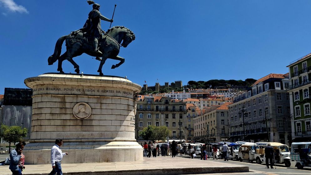 পর্তুগালে বাংলাদেশিরা অবহেলা বৈষম্য আইনের টানাপড়েনে মানসিক চাপে