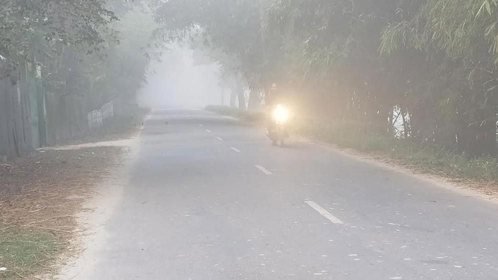 তেঁতুলিয়ায় তীব্রতর হচ্ছে শীত, তাপমাত্রা নেমে ১১ ডিগ্রিতে