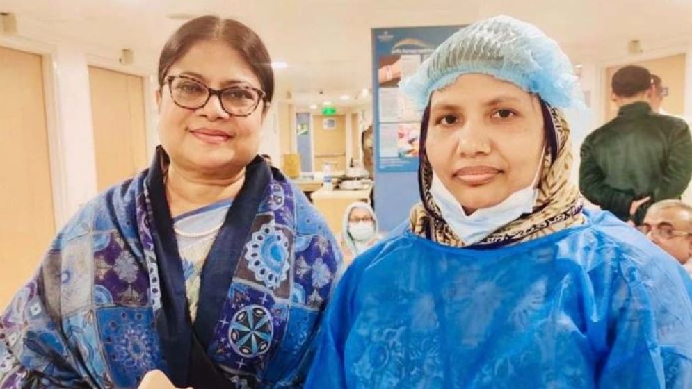 হাসপাতালে খালেদা জিয়াকে দেখে যা জানালেন কনকচাঁপা