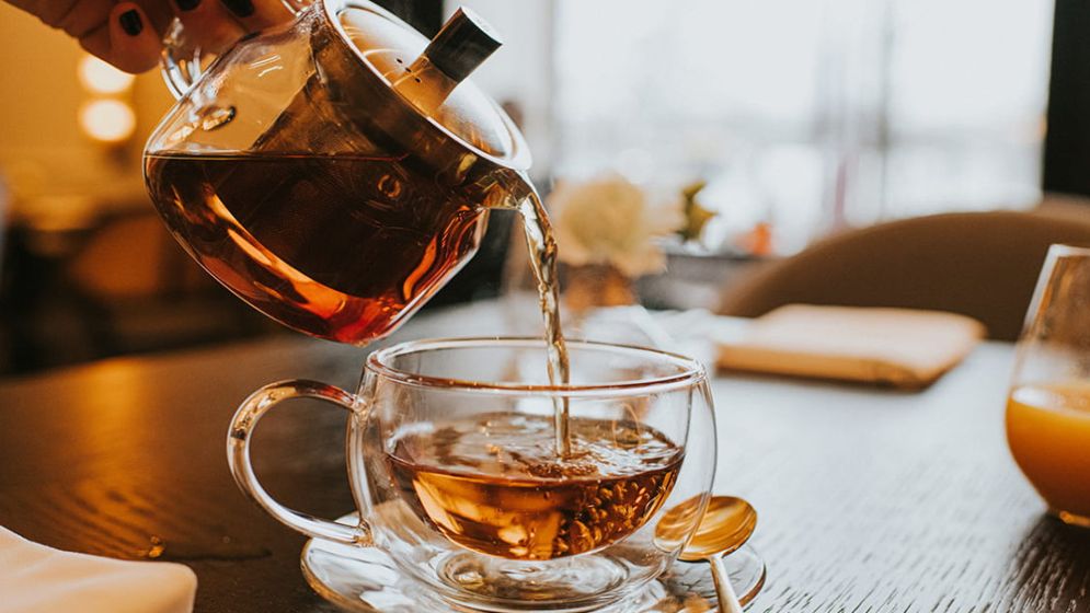 শীতে অতিরিক্ত চা-কফি পানে বাড়তে পারে হাঁটুর ব্যথা