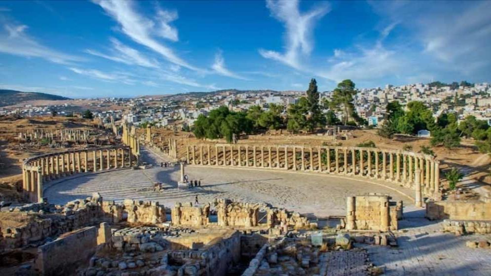 সরকারিভাবে বাংলাদেশি কর্মী নেবে যে দেশ, দেবে বিমান ভাড়াও