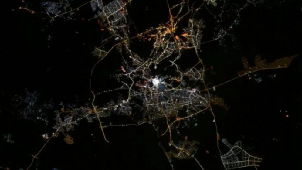 মহাকাশ থেকে তোলা ছবিতে জ্বলজ্বল করছে পবিত্র কাবা শরিফ