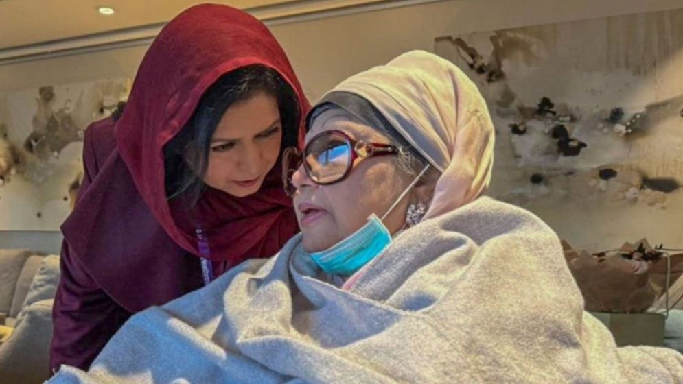 এভারকেয়ারে পৌঁছেছেন জুবাইদা রহমান