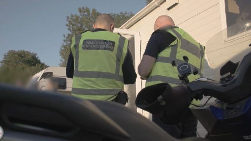 যুক্তরাজ্যে অবৈধ কাজের বিরুদ্ধে ব্যবস্থা: নতুন আইন-অভিযানের ঘোষণা