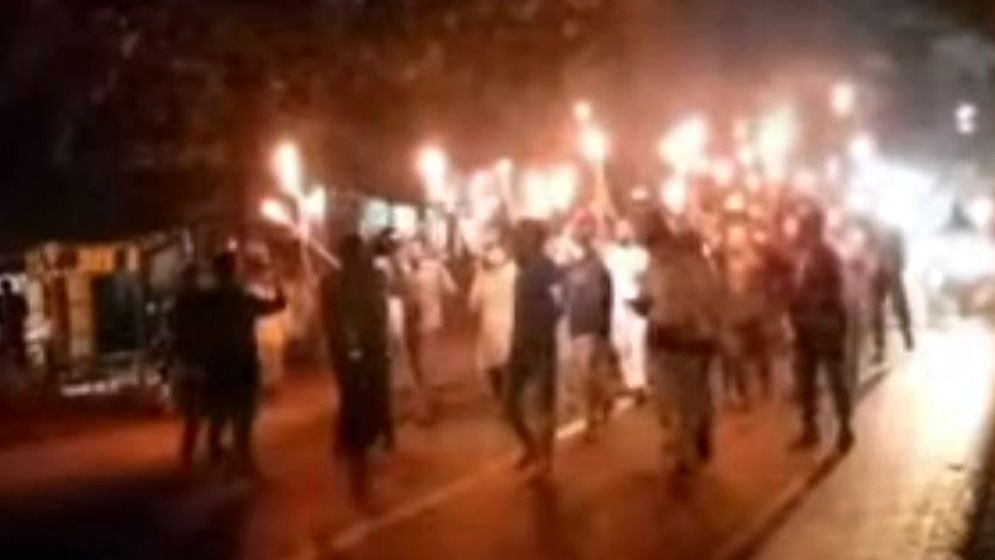 বিএনপির প্রার্থী পরিবর্তনের দাবিতে চট্টগ্রামের মহাসড়ক অবরোধ