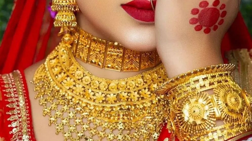 স্বর্ণের দামে ব্যাপক উত্থানের আভাস