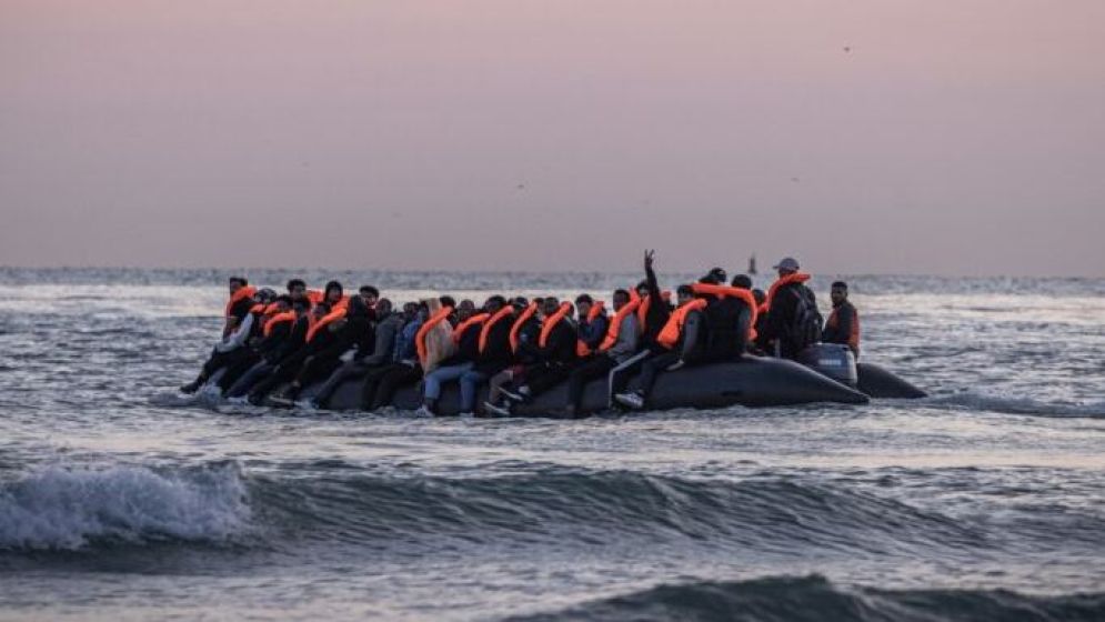 স্বেচ্ছা প্রত্যাবাসনে অর্থ সহায়তা বাড়িয়ে ৩৫০০ ইউরো করেছে ফ্রান্স