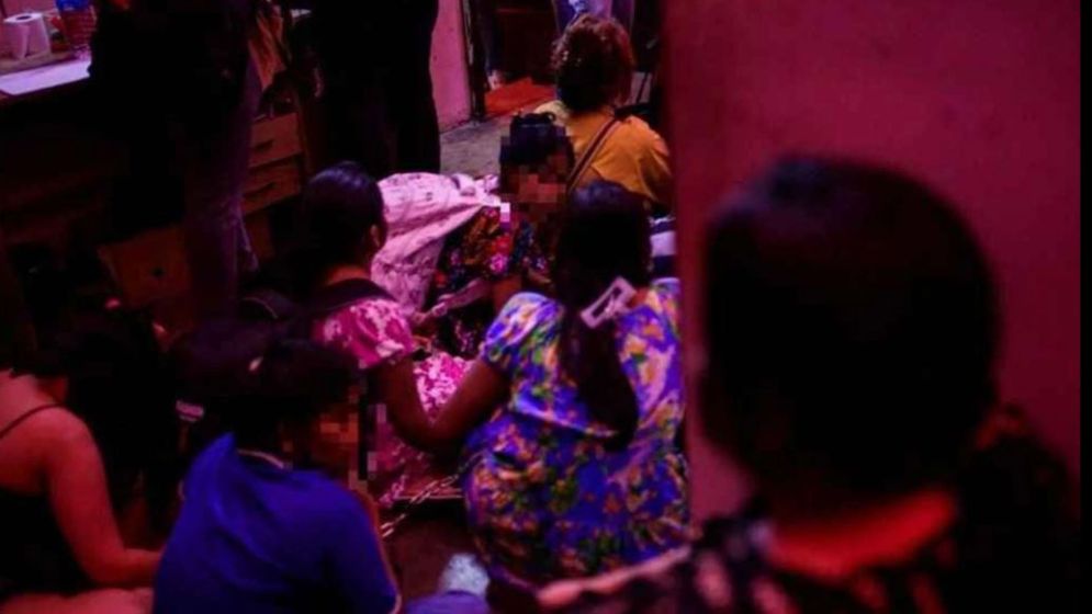 মালয়েশিয়ায় ‘যৌন পল্লী’ থেকে  ৪৩ জন বাংলাদেশি নারী আটক