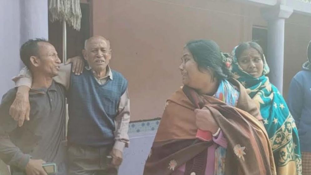 ঘরে ঢুকে মুক্তিযোদ্ধা ও তার স্ত্রীকে হত্যা