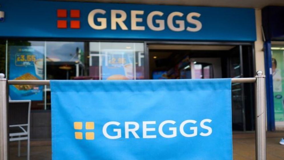 ব্রিটেনের নাগরিকত্ব পেতে হলে জানতে হবে অদ্ভুত সব কঠিন প্রশ্নোত্তর