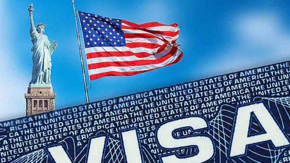 স্টুডেন্ট ভিসায় কি পরিবারকে যুক্তরাষ্ট্রে নেওয়া যায়, কী আছে নিয়মে