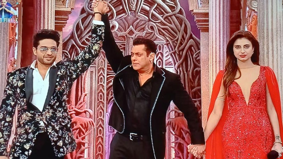 শেষ হলো ‘বিগ বস ১৯’, কত টাকা পেলেন বিজয়ী?