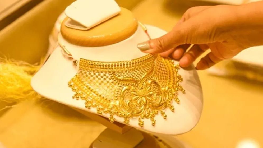 দেশের বাজারে কত দামে স্বর্ণ বিক্রি হচ্ছে আজ