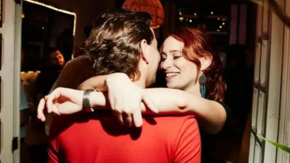 কোন কোন খাবার মানুষের শরীরে সুগন্ধ এবং দুর্গন্ধ তৈরি করে?