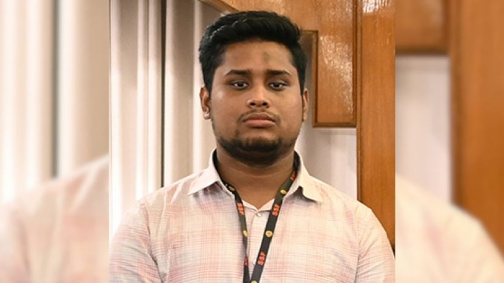 তারেক রহমানের বক্তব্যকে হাইলি প্রবলেমেটিক বললেন হাসনাত