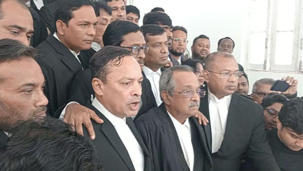 ১৫ বছর দেখেছি আপনি কত অন্যায়ের শিকার, হঠাৎ কেন ইউটার্ন