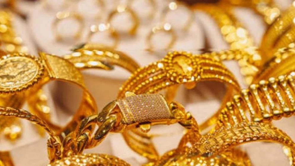 সোনার দাম কমেছে, জেনে নিন আজকের বাজারদর