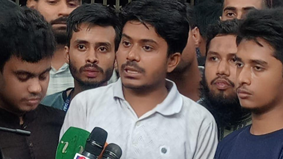 পদত্যাগ করা ২ উপদেষ্টার বিষয়ে দুদকের তদন্ত চায় সাবেক সমন্বয়করা