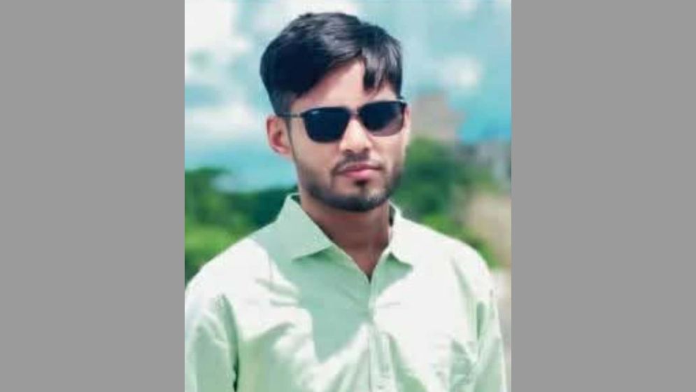 অনলাইন জুয়ার ঋণে জর্জরিত হয়ে যে কাণ্ড করল যুবক