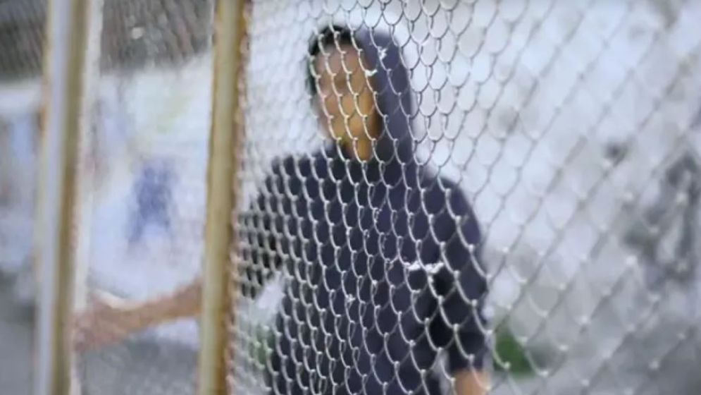 ৩৫ লাখ খরচ, শেষমেশ শেকল বেঁধে যুক্তরাষ্ট্র থেকে ফেরত