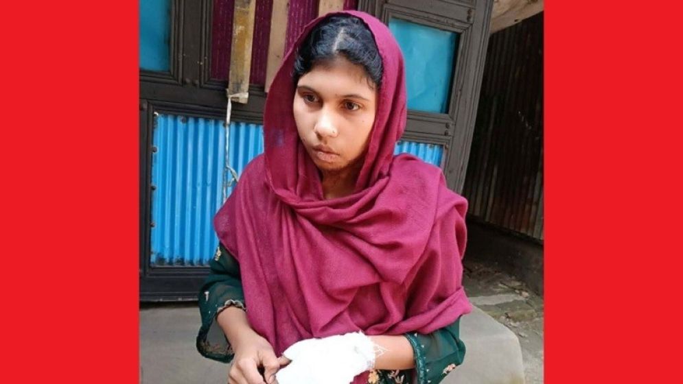 মোহাম্মদপুর মা-মেয়ে হত্যার ঘটনায় এই সেই গৃহকর্মী আয়েশা