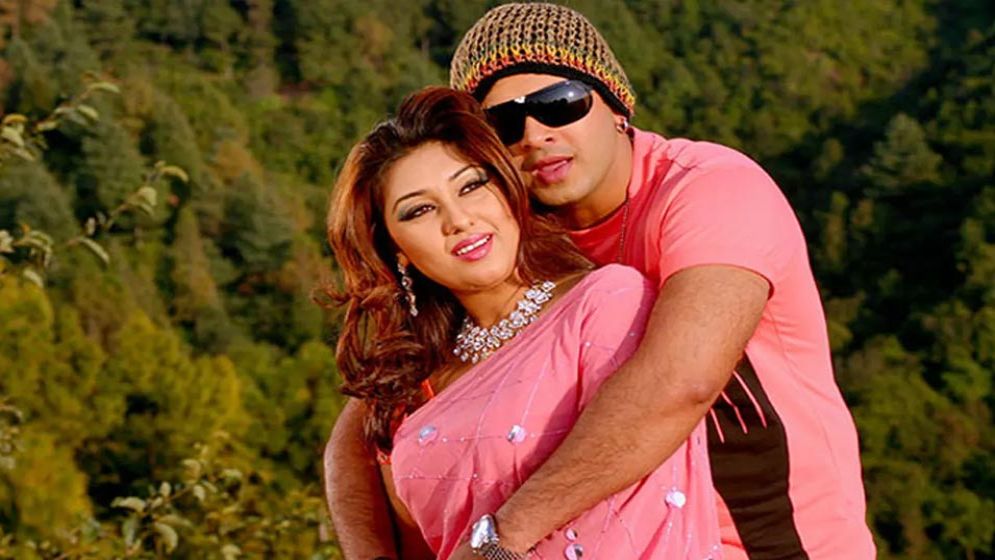 শাকিব ছাড়া লগ্নি করতে চায় না কেউ, এটা সুসংবাদ নয়: অপু বিশ্বাস