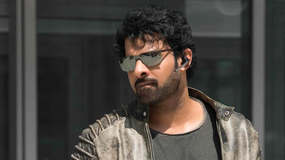 ভূমিকম্পে আটকে পড়েছেন প্রভাস, কেমন আছেন অভিনেতা?